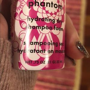 Amika Makeup - Amika Phantom Dry Shampoo Foam Amika Makeup - Amika Phantom Dry Shampoo Foam